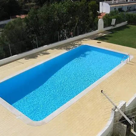 Apartamento Corte-real Z *